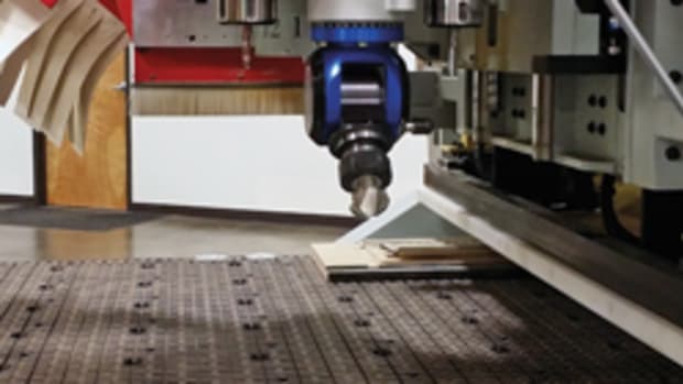 Anderson America is now incorporating free and standard aggregate capabilities on its entire line of CNC routers. Shown here is the Anderson America router with Status Pro Tool changer Flex Aggregate.