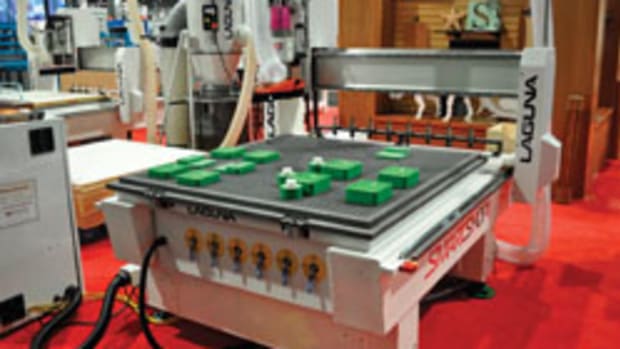 Laugna's SmartShop CNC router, shown in July at the AWFS fair.