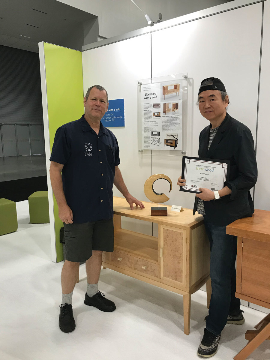 Scott Grove (left) maker of the Best of Show trophy, and winner Jinsoo Kim. Above is the winning piece, “Sideboard with a Void” and Mohammed Al-Yaseen with his People’s Choice Award winner, “The Nest”.