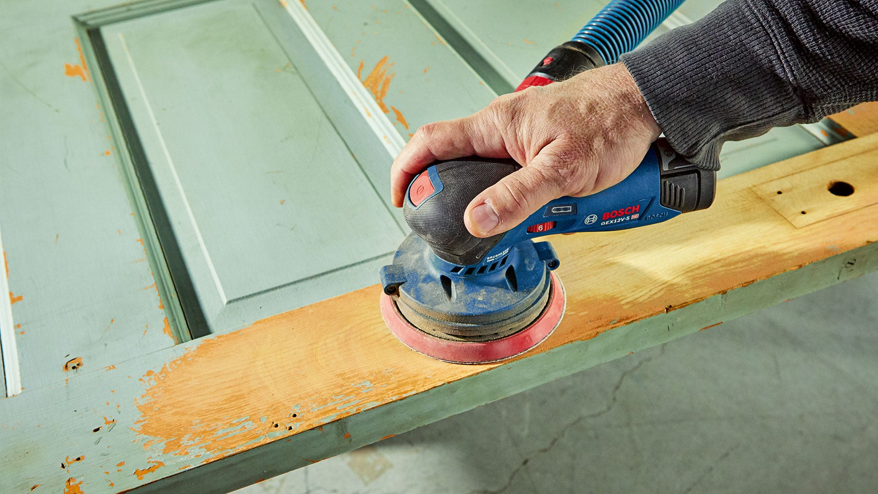 c-cordless-sander-bosch-12v-gex12v-5n-app-1.jpg