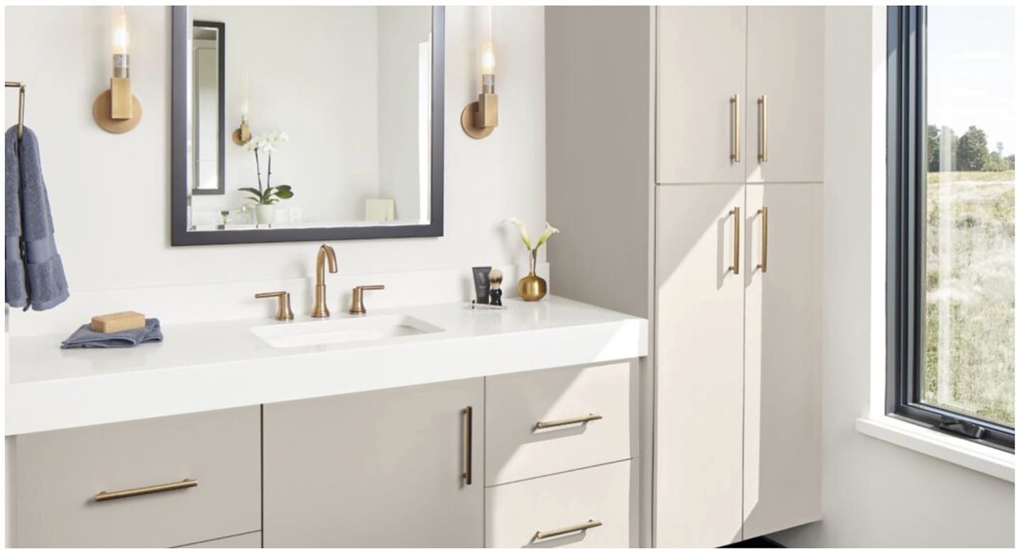 cabinotch-has-recently-added-some-slab-door-and-drawer-front-options-for-its-full-access-cabinets.jpg